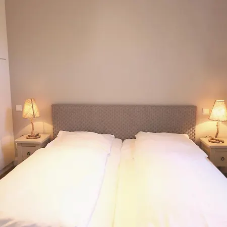 Bundiswung 9, Whg.3, Gb2 アパート